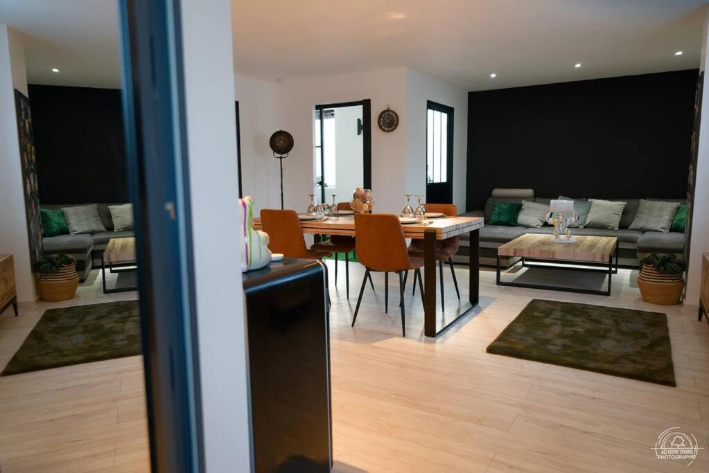 Suite Le Loft & Garden Et Spa By Nancyintimelounge Ngoại thất bức ảnh